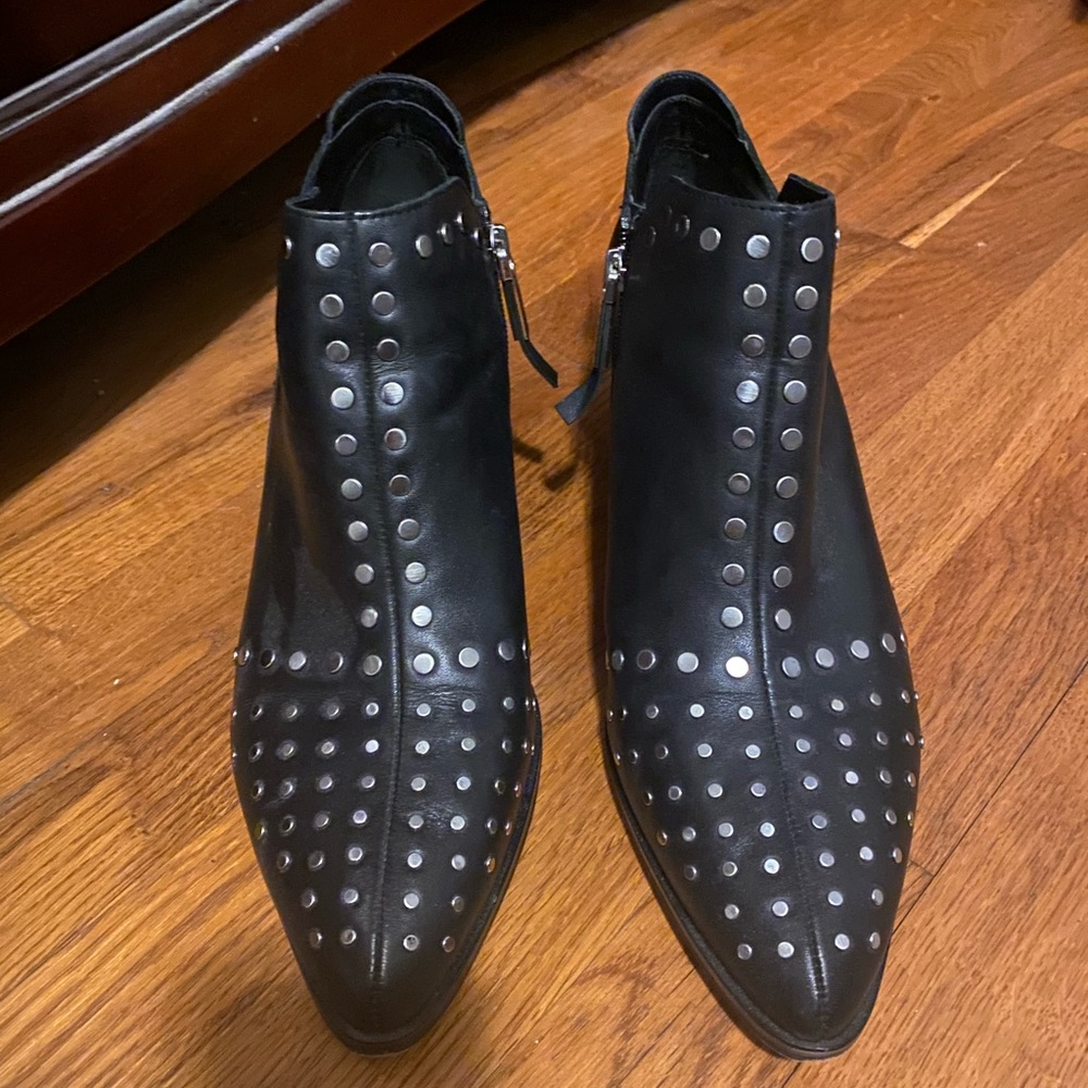 1 State Black Leather Booties with stud detail